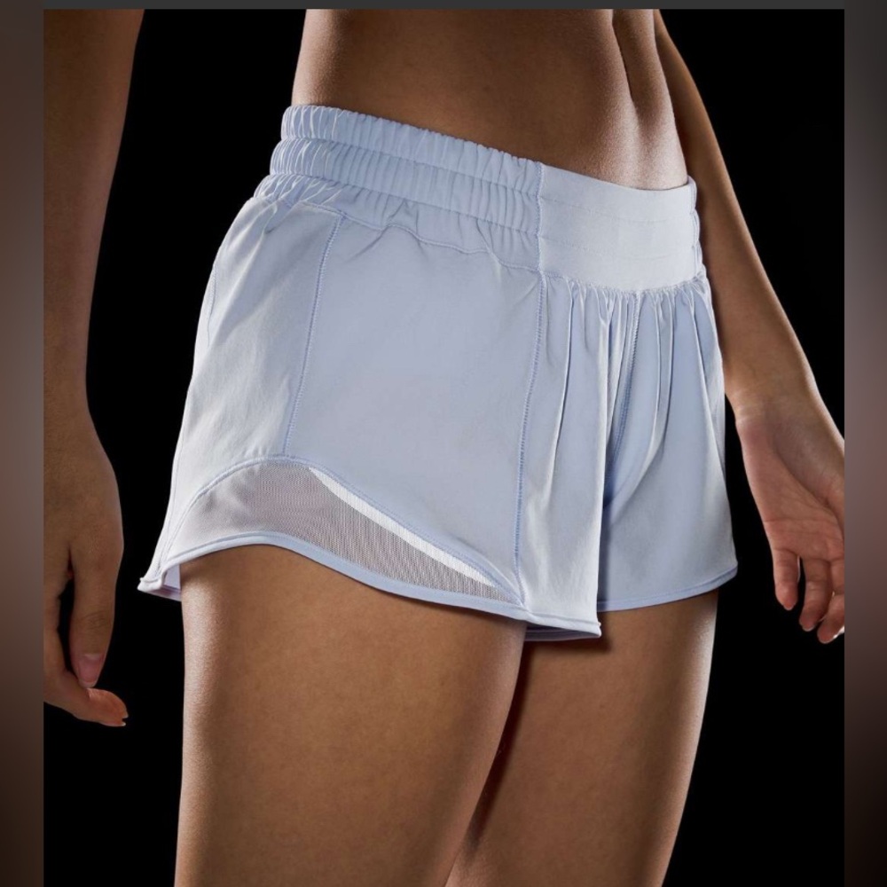 Lululemon Hotty Hot Short II *2.5"